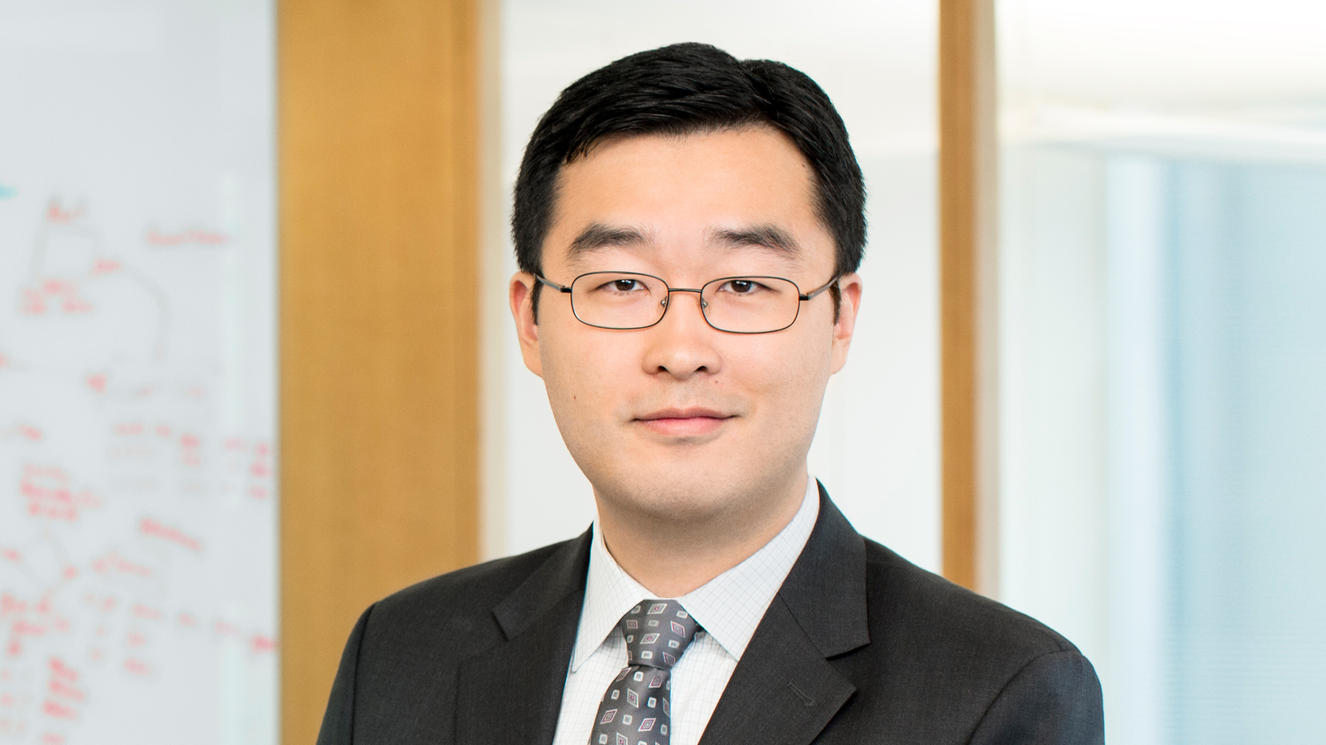 Peng Zhao Named to Fortune Magazine’s 40 Under 40 List